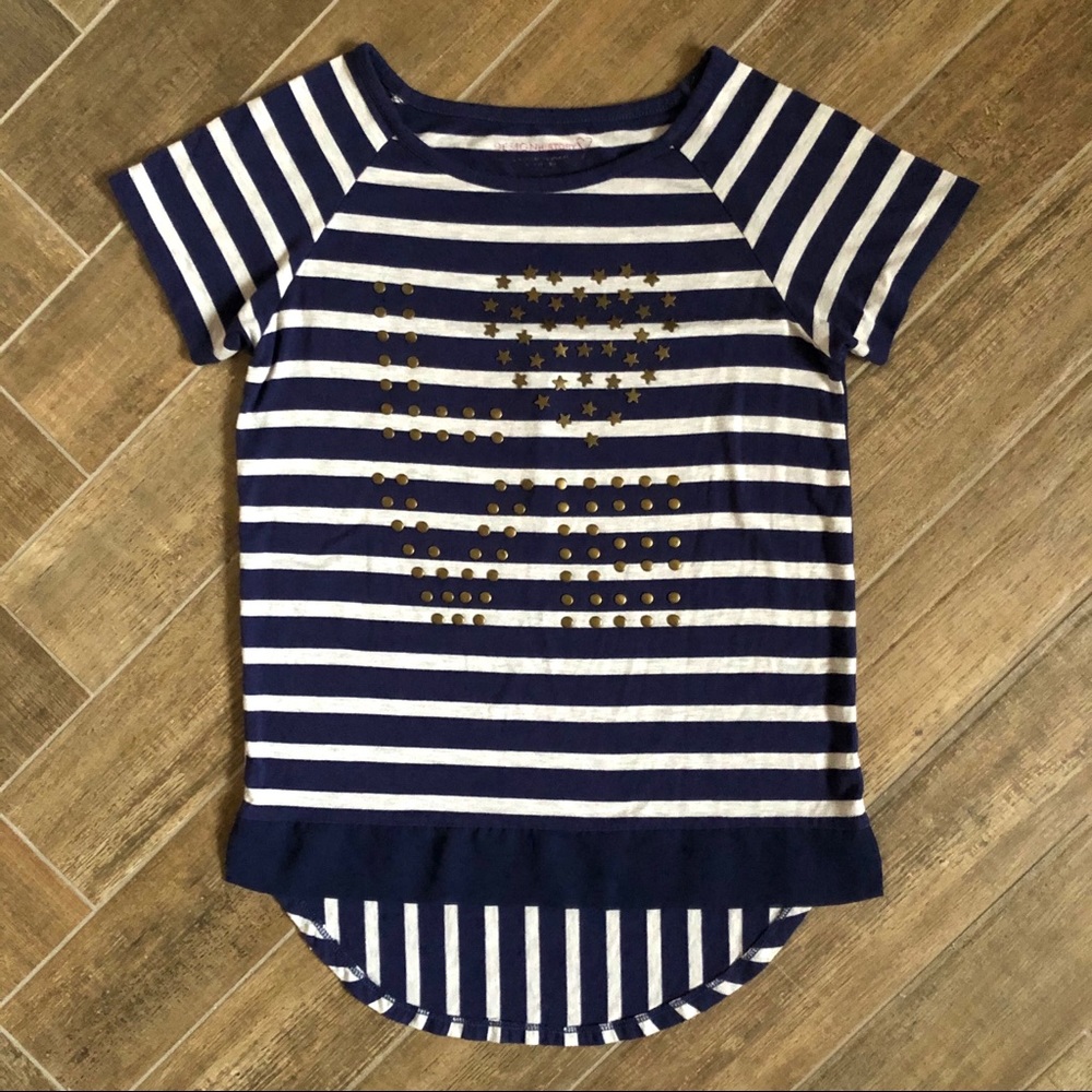 Girls short sleeve shirt- Design History sz. 10-12